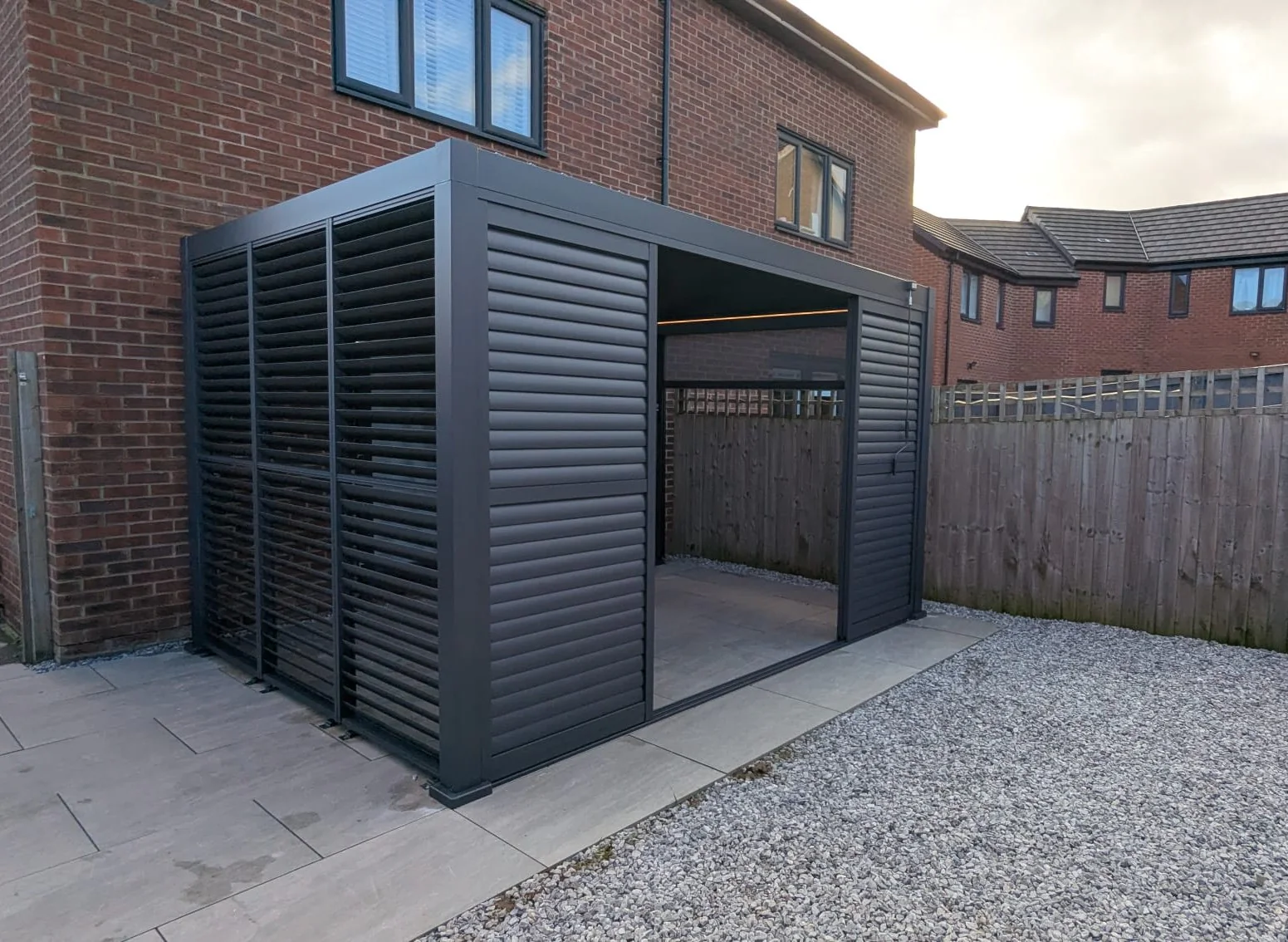4m Aluminium Shuttered Louvre Sliding Door | LuxShade™ 3x4 Compatible - Image 5