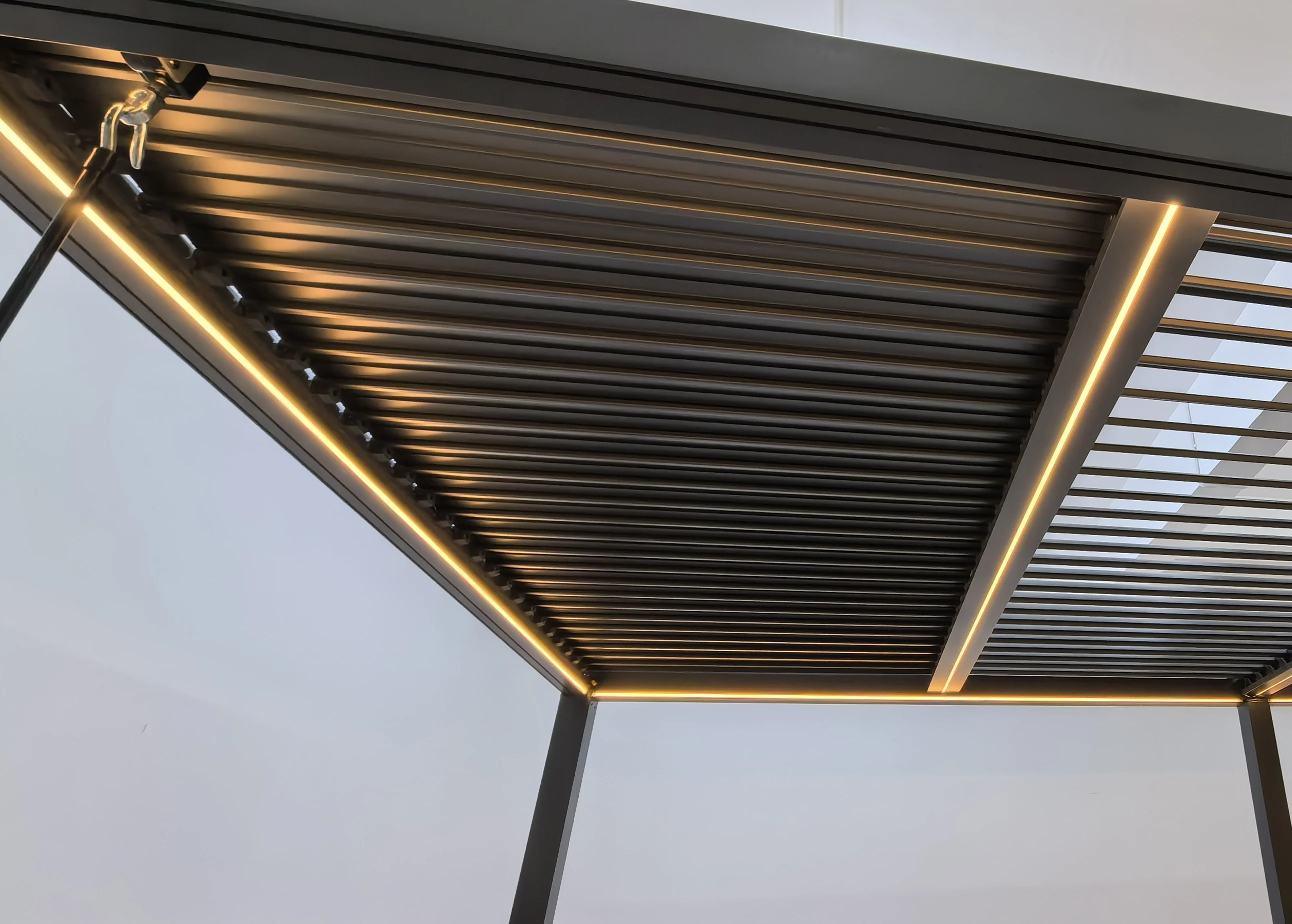 SplitZone™ 3×4m Grey Aluminium Pergola with LEDs, Mid-Beam Louvred Roof - Image 18