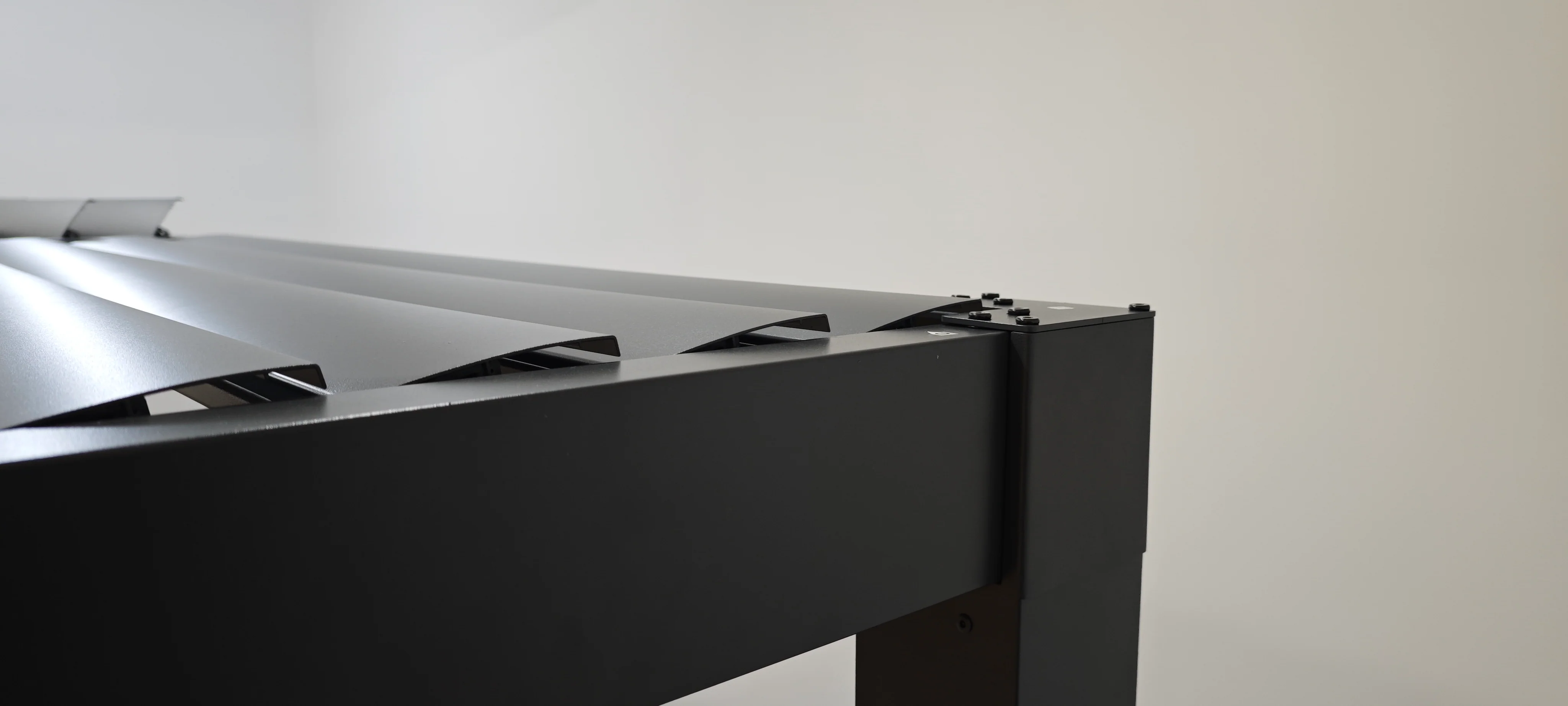 SplitZone™ 3×4m Grey Aluminium Pergola with LEDs, Mid-Beam Louvred Roof - Image 20