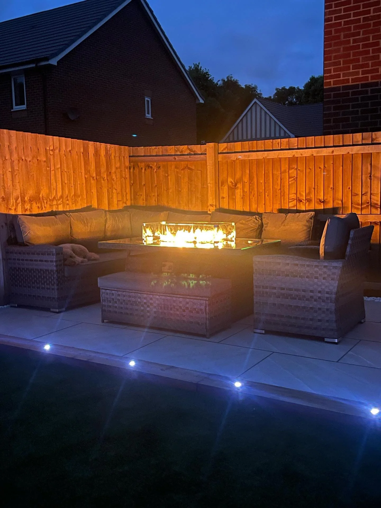 Icon Luxury Rattan Left Hand Corner Sofa Chair Bench and Fire Pit Table - Light Grey - Image 9