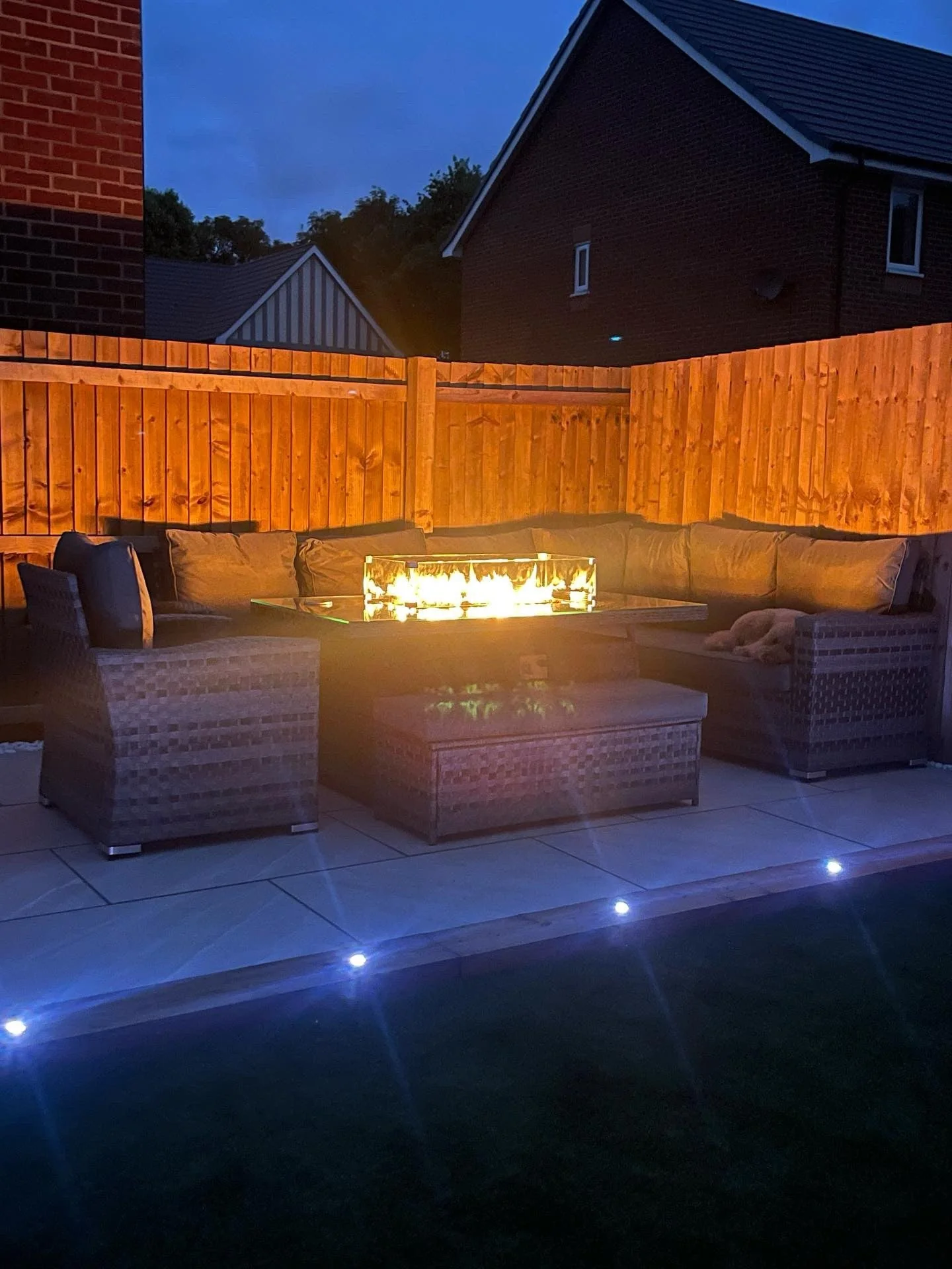 Icon Luxury Rattan Right Hand Corner Sofa Chair Bench and Fire Pit Table - Dark Grey - Image 12