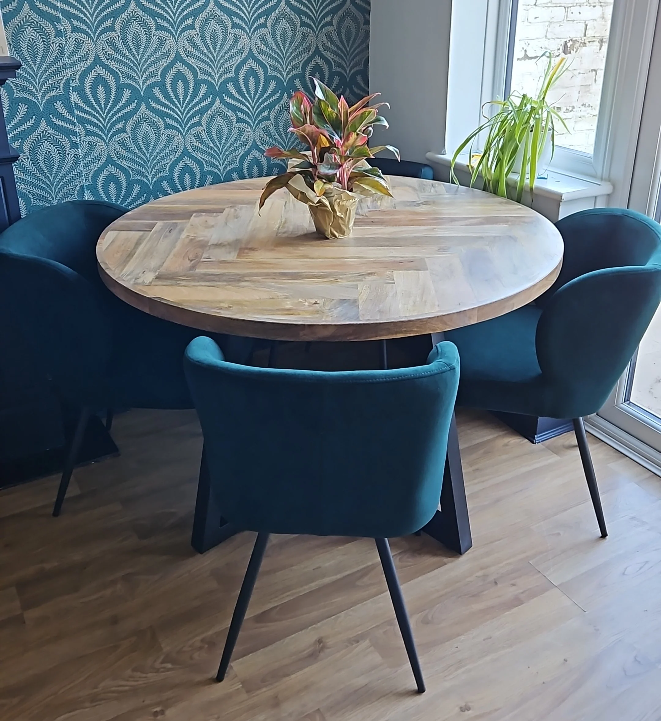 Round Solid Mango Wood Dining Table 120cm – Rustic Herringbone Top & Metal Legs - Image 6