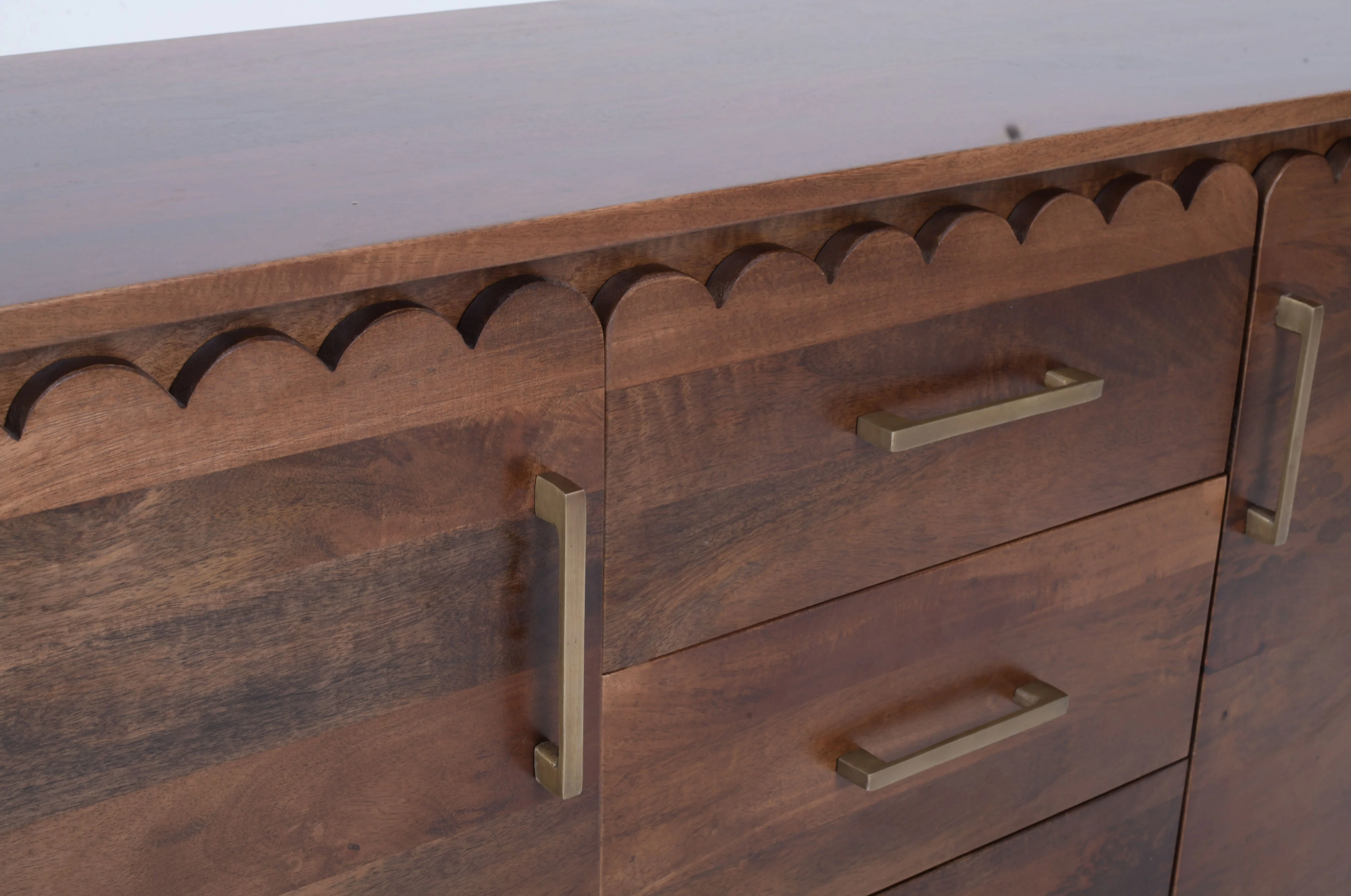 Savoy Solid Mango Wood Scalloped Sideboard – 2 Door, 3 Drawer (145 cm) - Image 6